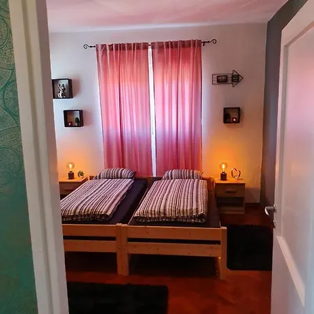 New! Gambinno Apartment, Centre Apartment
