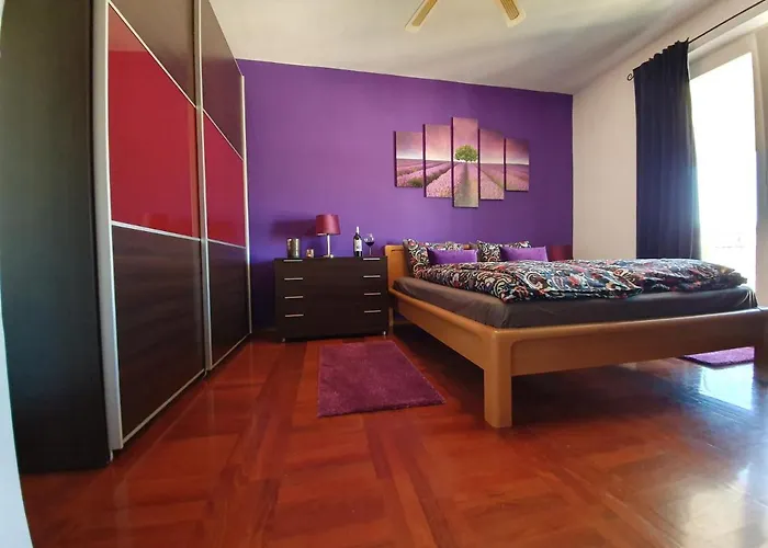 New! Gambinno Apartment, Centre דירה *